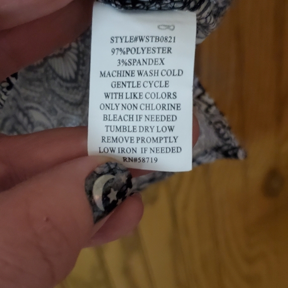 Shirt button down - Picture 2 of 3